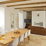 Nyaraló Domaine Du Charouzech Salles-Curan