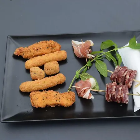 Domaine Du Charouzech 펜션