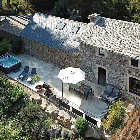 펜션 Domaine Du Charouzech