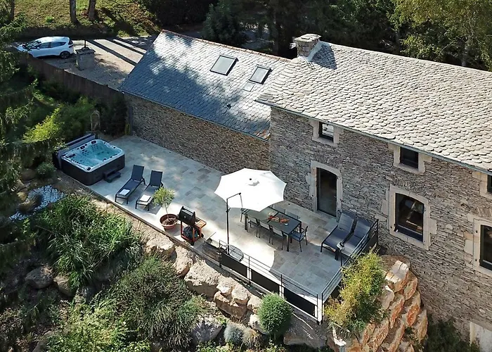 Holiday home Domaine Du Charouzech