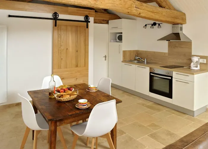 Domaine Du Charouzech בית נופש Salles-Curan