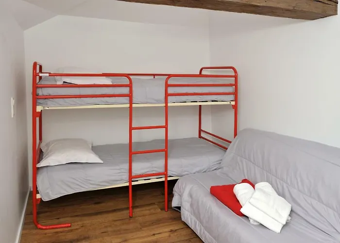 Domaine Du Charouzech בית נופש *